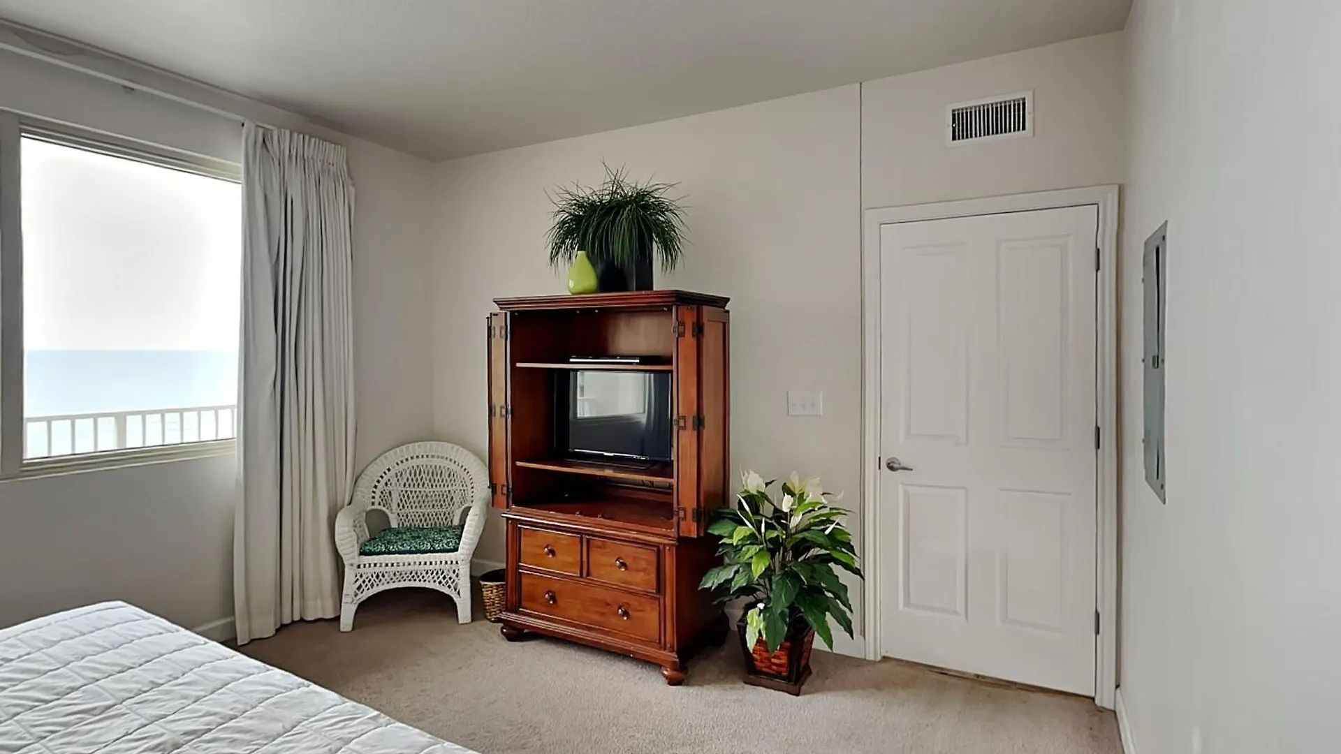 Shores Of Panama 1611 Panama City Beach Apartment